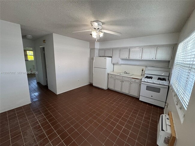 Photo - 524 Washington Ave Unit 311