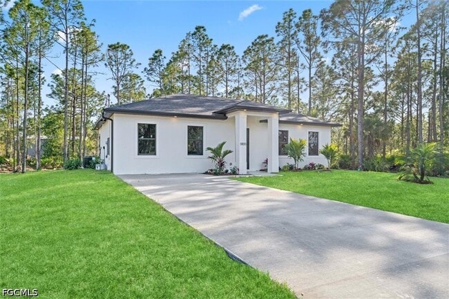 Photo - 1805 W 10th St