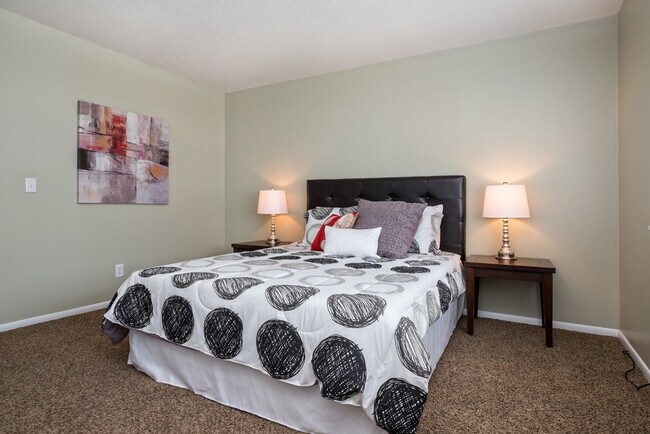 Photo - Matterhorn Townhomes