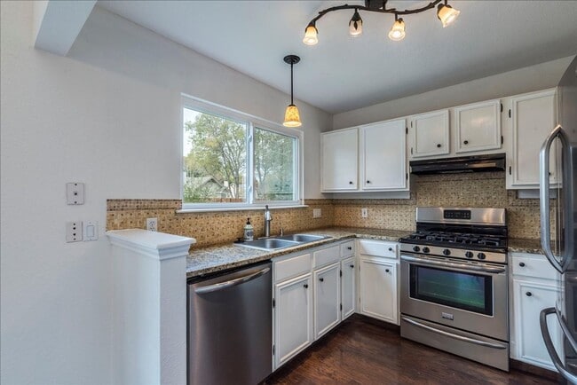 Photo - 6018 Baton Rouge Dr