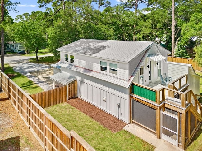 Photo - 52 Long Leaf Cir