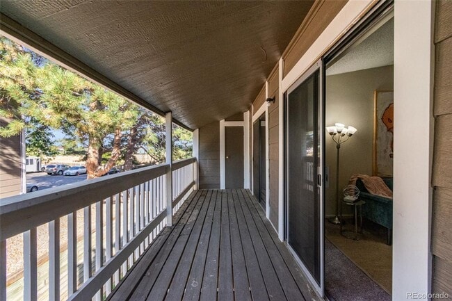 Photo - 3 Bed 2 Bath Updated Unit in Robinwood Unidad 203 Rental