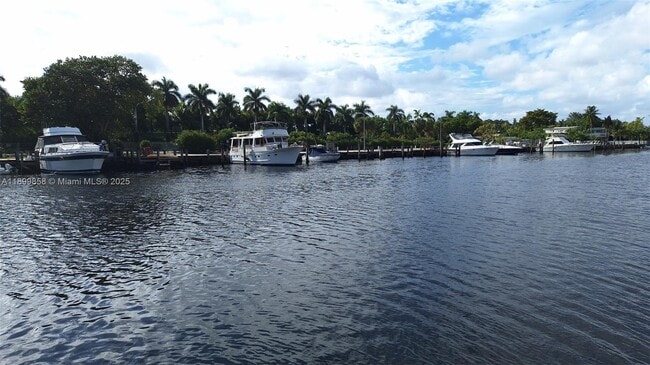 Photo - 601 Three Islands Boulevard Unidad 404