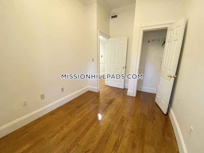 Photo - 1611 Tremont St Apartamento Unidad 1