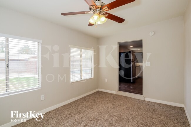 Photo - 1615 W Bluefield Ave