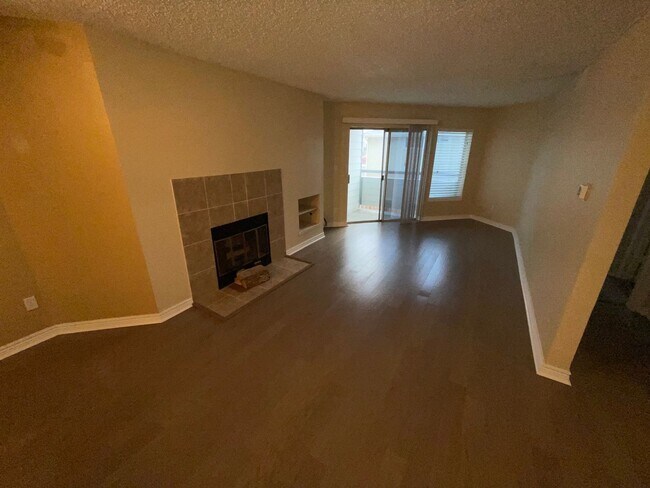 Photo - Updated 2 Bedroom, 2 Bath Condo (Available Immediately)