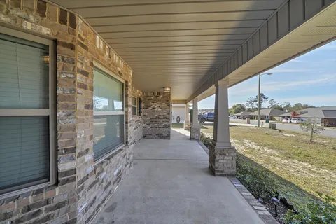 432 Triton St