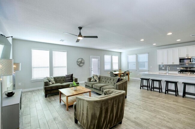 Photo - 167 Appleberry Ln