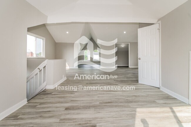 Photo - 4354 Somerset Ave