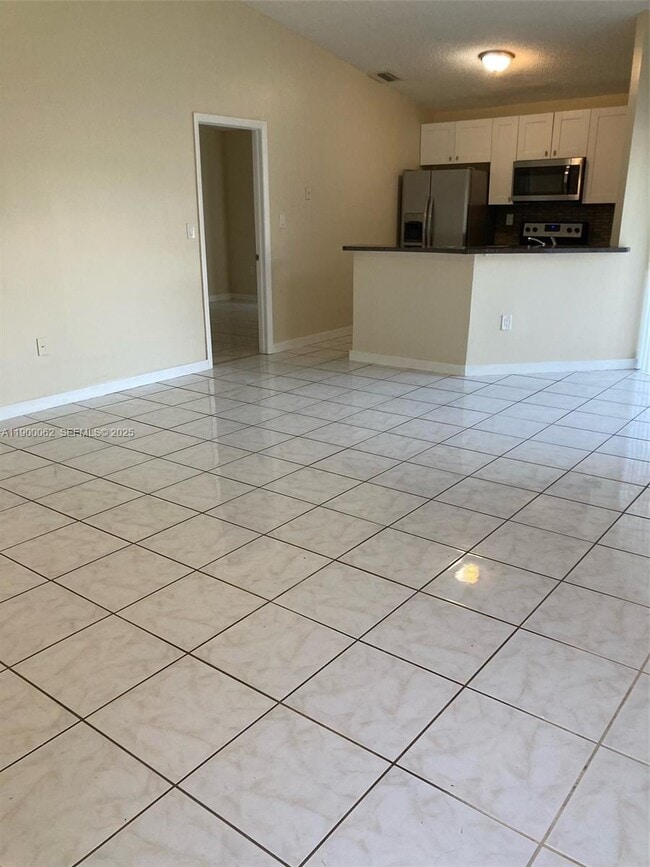 Photo - 1901 San Remo Cir