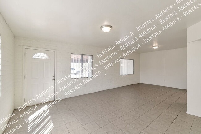 Photo - 7051 S 6th Ave