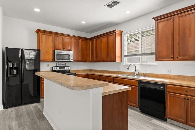 Photo - 1073 Berkeley Dr