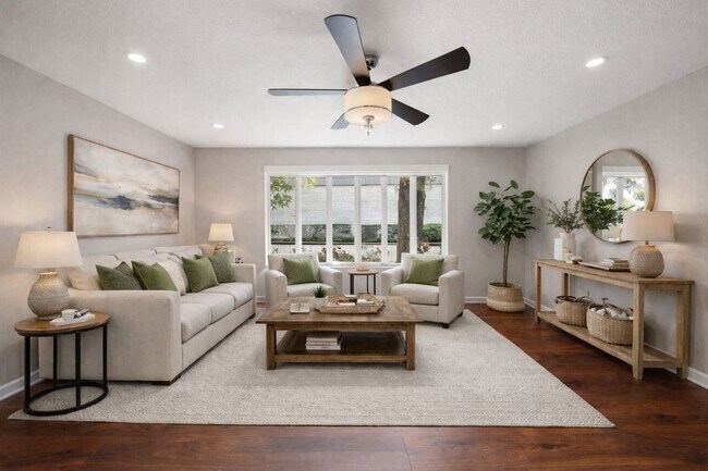 Photo - 8954 Chatsworth Dr