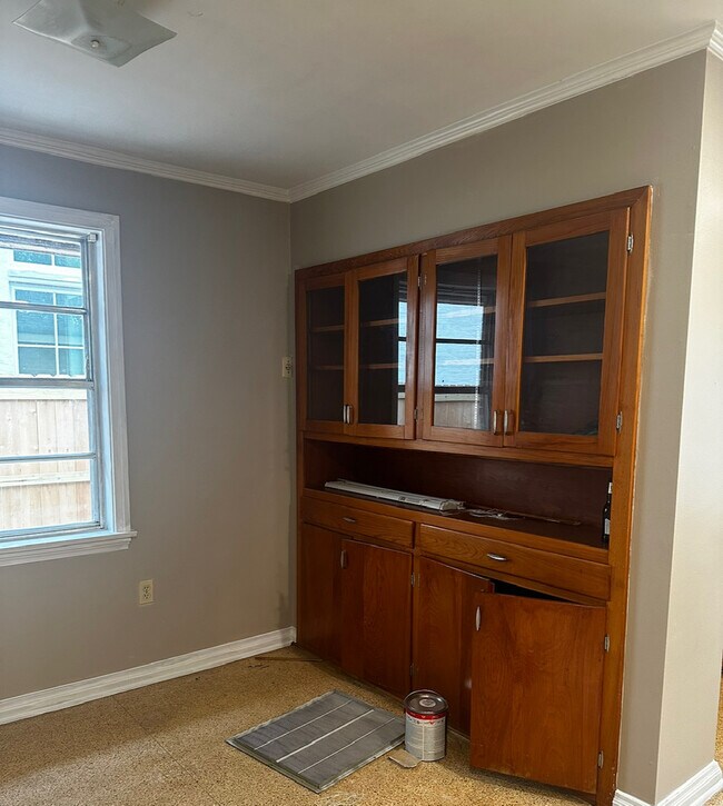 Photo - 1121 Brockenbraugh Ct