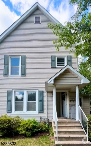 Building Photo - 408 S Elmer St Rental