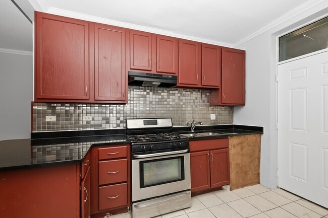 Photo - 7219 S Yates Blvd