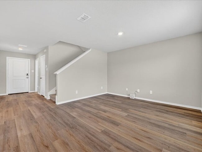 Photo - 5568 Corduroy Rd