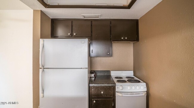 Photo - 6302 N 64th Dr