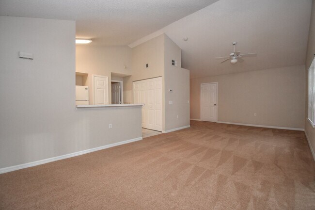 Photo - 10000 SW 52nd Ave