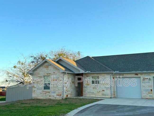 Photo - 4899A W Amity Rd