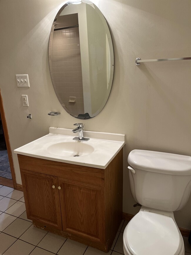 Photo - 1227 S State St