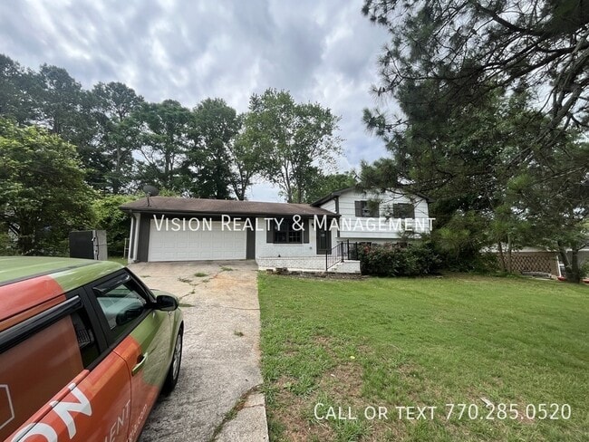 Photo - 153 Carroll Cir