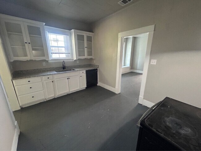 Photo - 1925 11th St