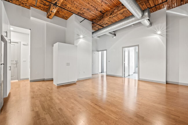 The Hartford Carriage House