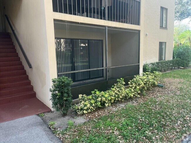 Building Photo - 209 Foxtail Dr Unit B1 Rental