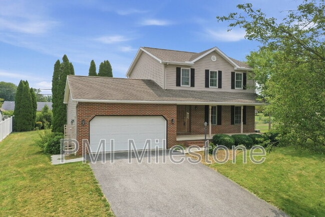 Photo - 233 Carmack Dr