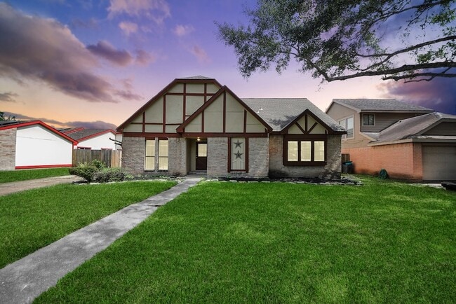 115 Squires Bend