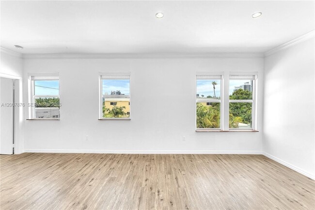 Photo - 737 Jefferson Ave Unit 305