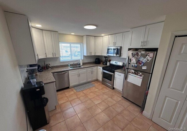 Photo - 518 E Penn St Unidad Ground