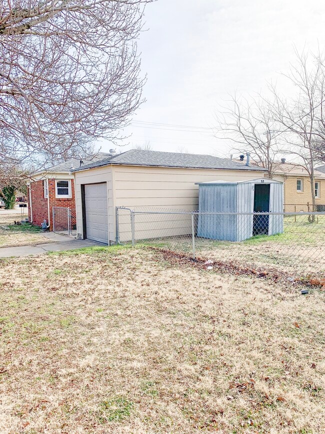 Photo - 4509 N Rockwell Ave