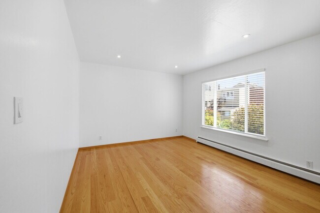 Photo - 35 Hill St Unit B