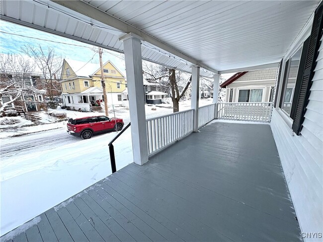 Photo - 124 Curtis Pl