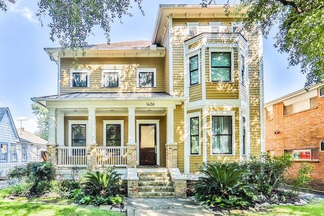 Building Photo - 1436 Harvard St Rental