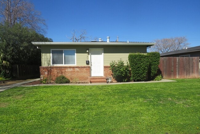Building Photo - 127 S Yolo St Rental