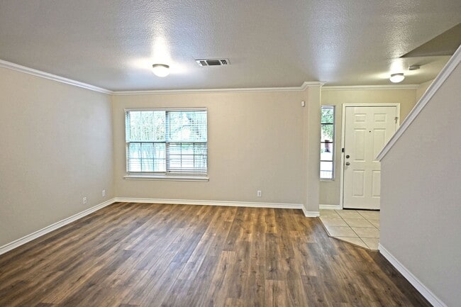 Photo - 1610 Elizabeth Ct