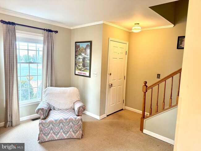 Photo - 102 Jl Thompson Dr