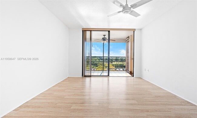 Photo - 1000 St Charles Pl Unit 613