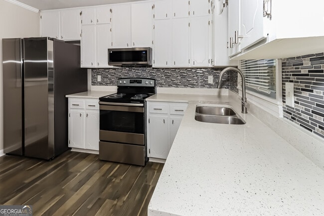 Photo - 6702 Londonderry Dr