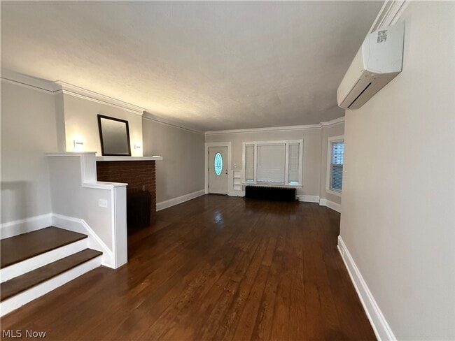 Photo - 10806 Clifton Blvd Unit West