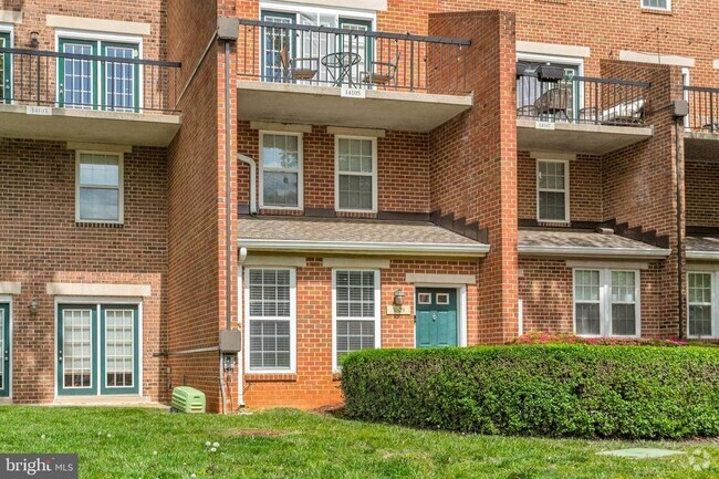 Building Photo - 3829 Chesterwood Dr Rental