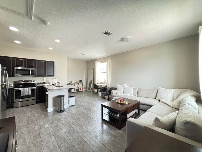 Photo - 5053 Grandiflora Rd Unit A