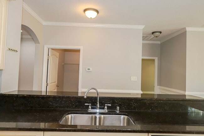 Photo - 4453 Galway Dr