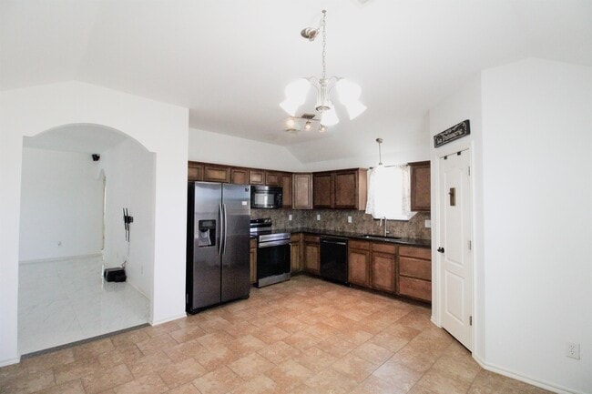 Photo - 8000 Erryn Ln