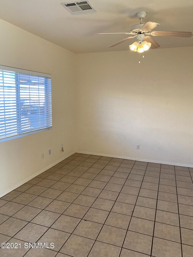 Photo - 450 Ithaca Ct Unit 18