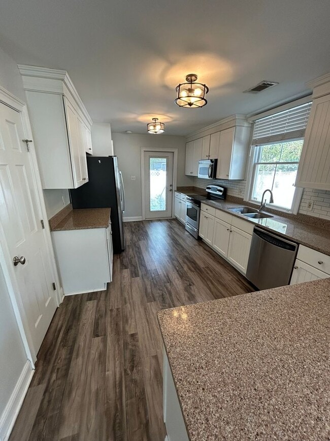 Photo - Charming 3 Bedroom/2 Bathroom with off str...