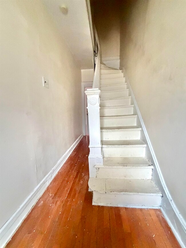 Photo - 33 Fulton Ave Unit 1